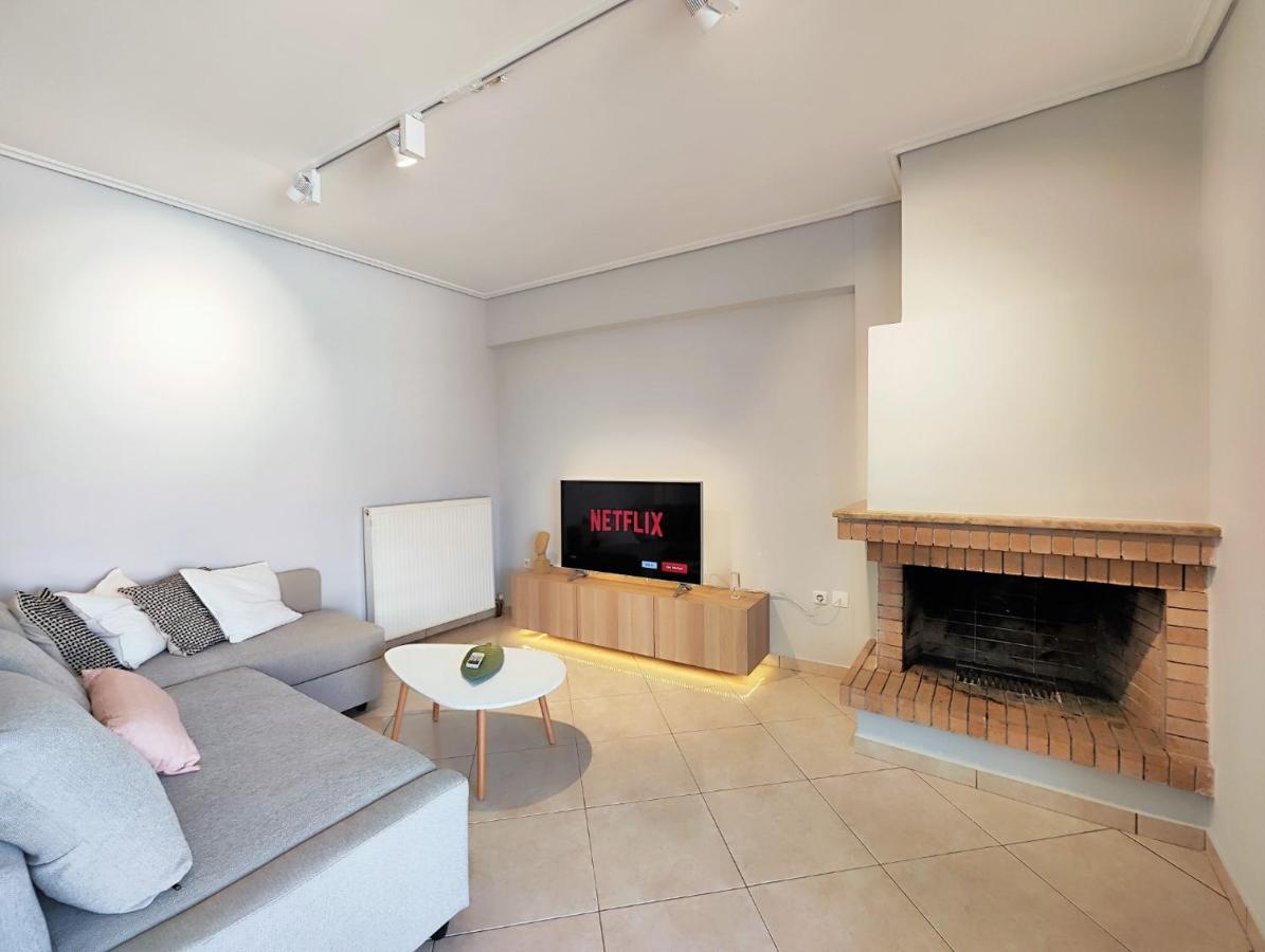 Nefelis By Apartment *